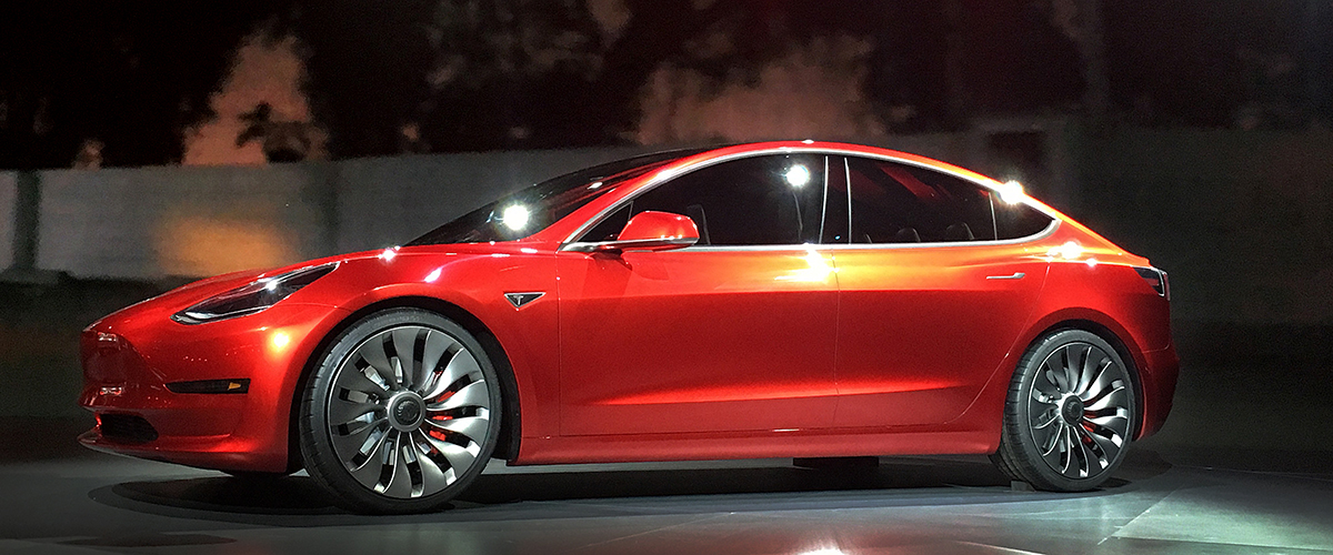 Tesla Model 3: дёшево и близко