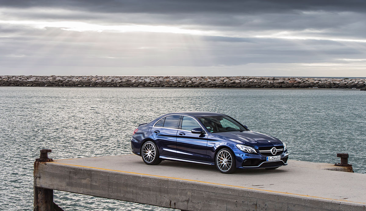 Тест-драйв Mercedes-Benz С-класс AMG: сеанс одновременной игры |  Тест-драйвы | Ежедневный информационный портал AUTOMOBILI.RU