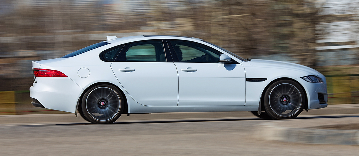 Jaguar XF_01