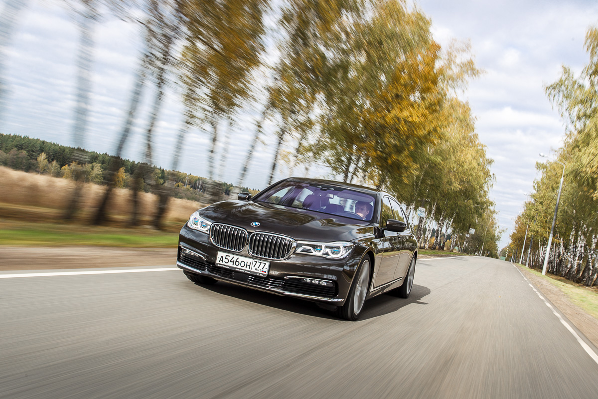 Первый тест-драйв BMW 7-серии состоялся в России