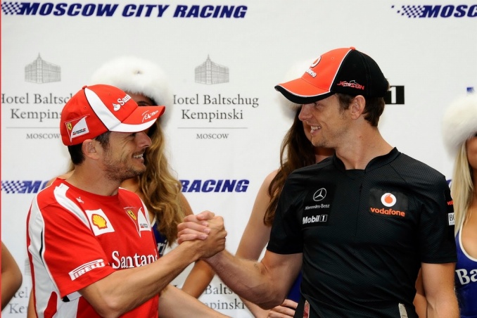 Джанкарло Физикелла и Дженсон Баттон из Vodafone McLaren Mercedes в Москве