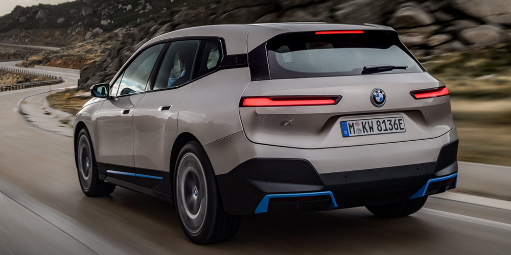BMW представила новый "зеленый" суперкроссовер