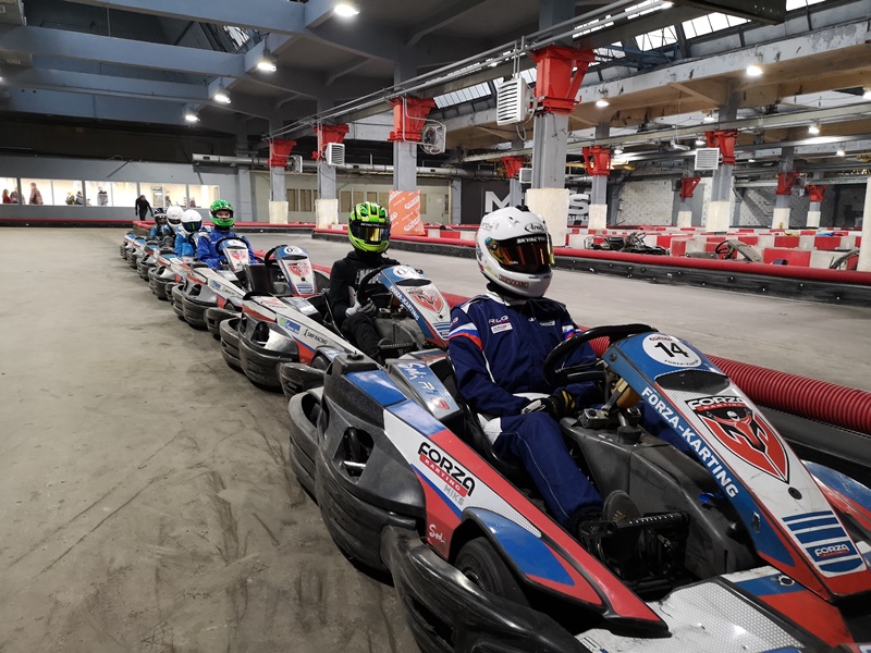 Forza karting miks. Форза картинг Дубровка. Forza картинг Шарикоподшипниковская. Картинг Forza Karting. Forza картинг Волгоградский проспект.