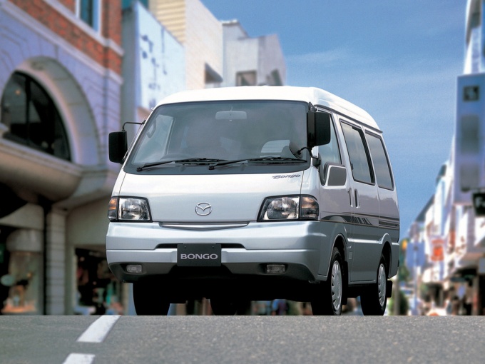 Mazda Bongo Van GL-Super (1995–2001)