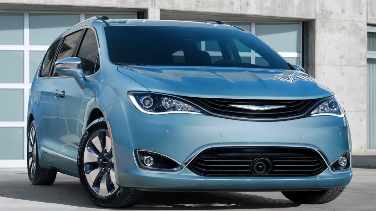 Chrysler будет выживать за счет низкой цены на модель Pacifica