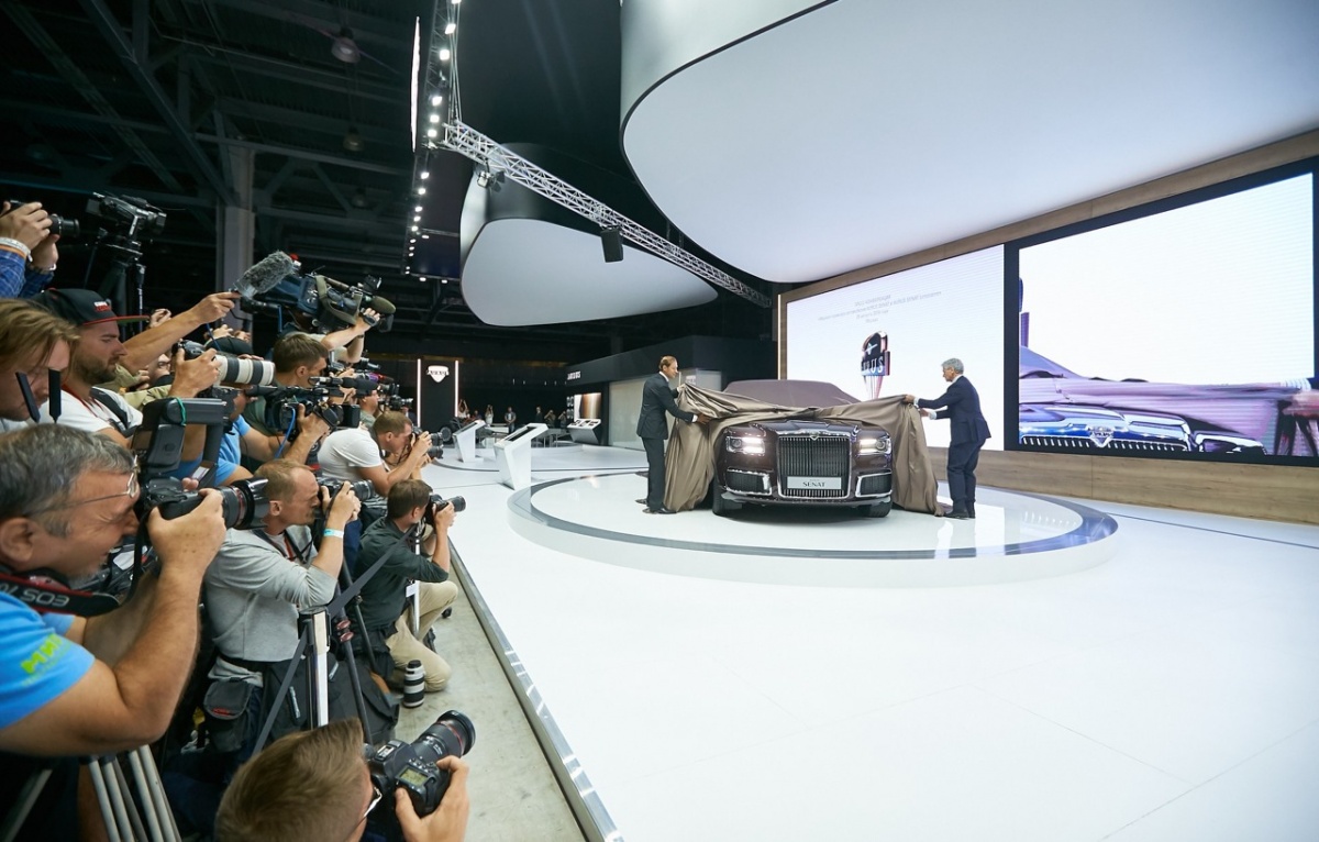 Посягнуть на святое: трансмиссии с автомобилей «Кортеж» перекочуют на Bentley?