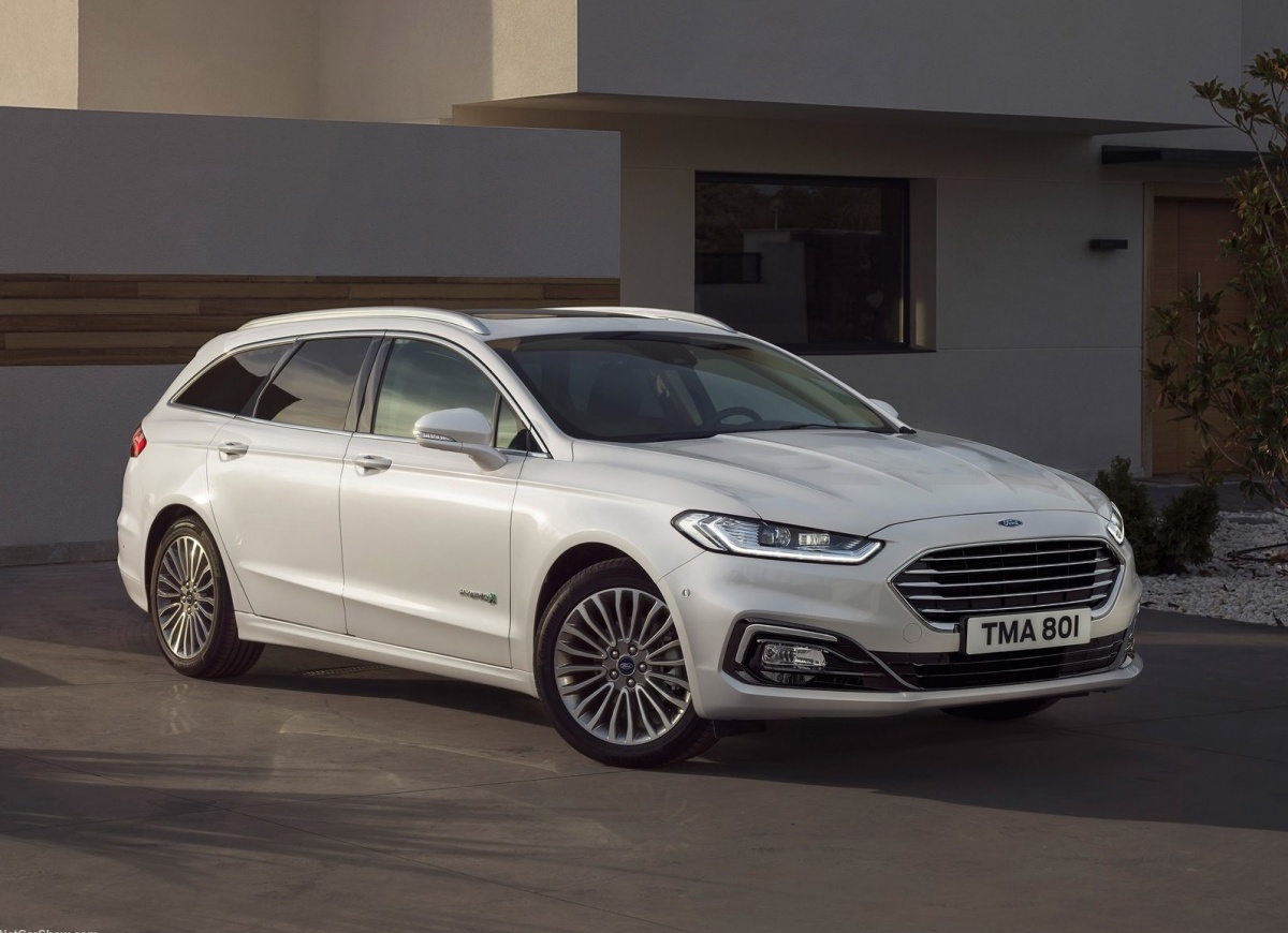 Ford-Mondeo_Wagon_Hybrid-2019-1600-01.jpg