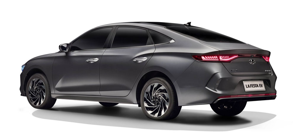 Hyundai представила электрический седан для среднего класса Hyundai представила электрический седан для среднего класса