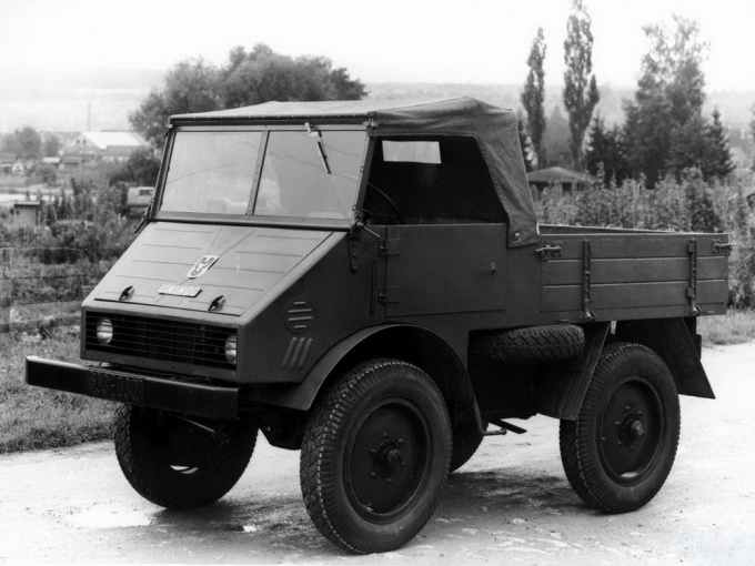 1946 год — Mercedes собрал прототип Unimog U5