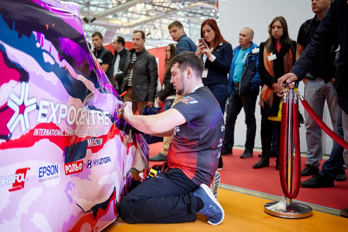 Чемпионат России Russian Wrap Masters Cup второй год проводится при поддержке выставки Реклама и ЦВК Экспоцентр. Чемпионат России Russian Wrap Masters Cup второй год проводится при поддержке выставки Реклама и ЦВК Экспоцентр.