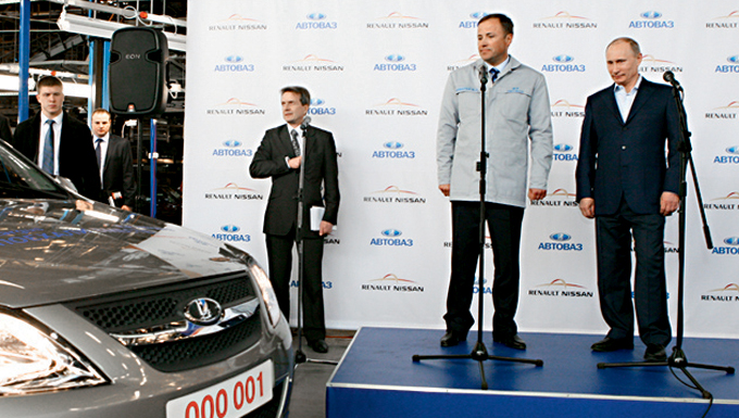 4 апреля 2012 года стартовало производство LADA Largus, 11 декабря — Nissan Almera.