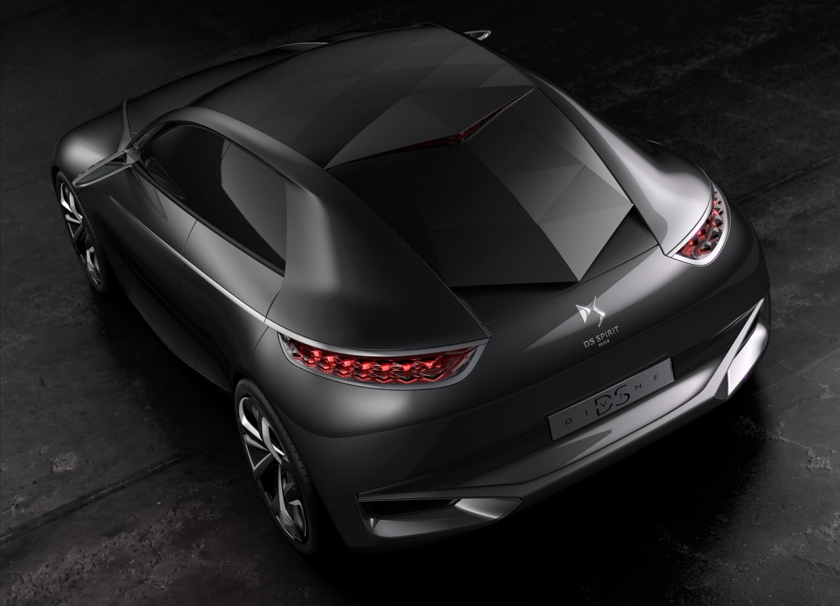 Citroen-Divine_DS_Concept_2014_1600x1200_wallpaper_08.jpg