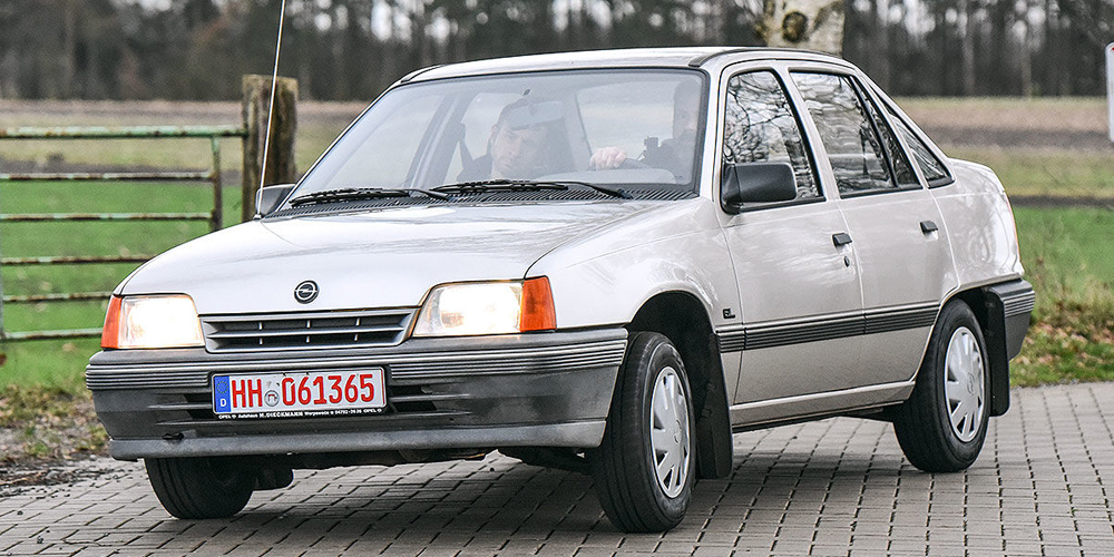 Капсула времени из Германии: продают новый Opel Kadett за копейки