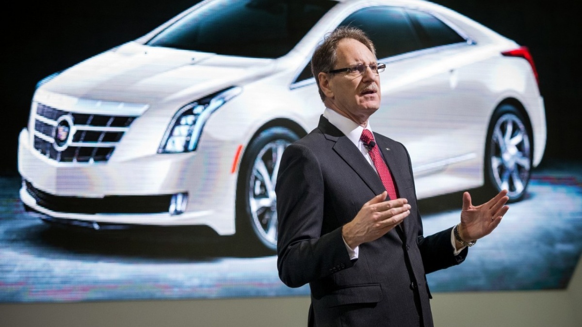 Топ-менеджер Cadillac Йохан де Нисшен рассматривает и электромобили, но в далекой перспективе