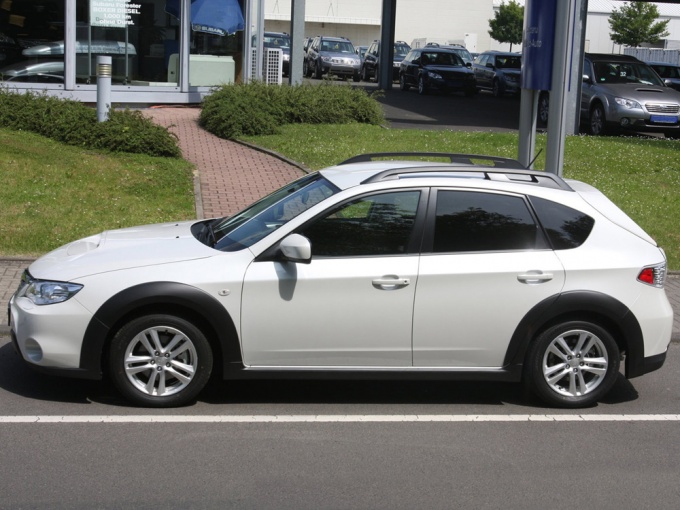 Subaru Impreza XV у нас стоит от 990 000 рублей