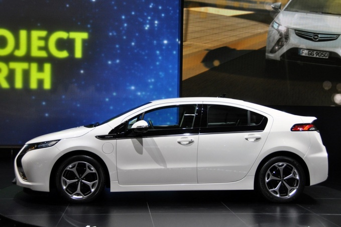 Opel Ampera