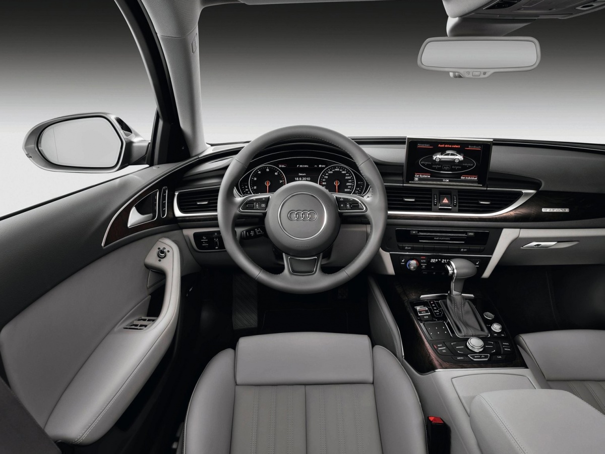 Audi-A6-2012-1600-4d.jpg