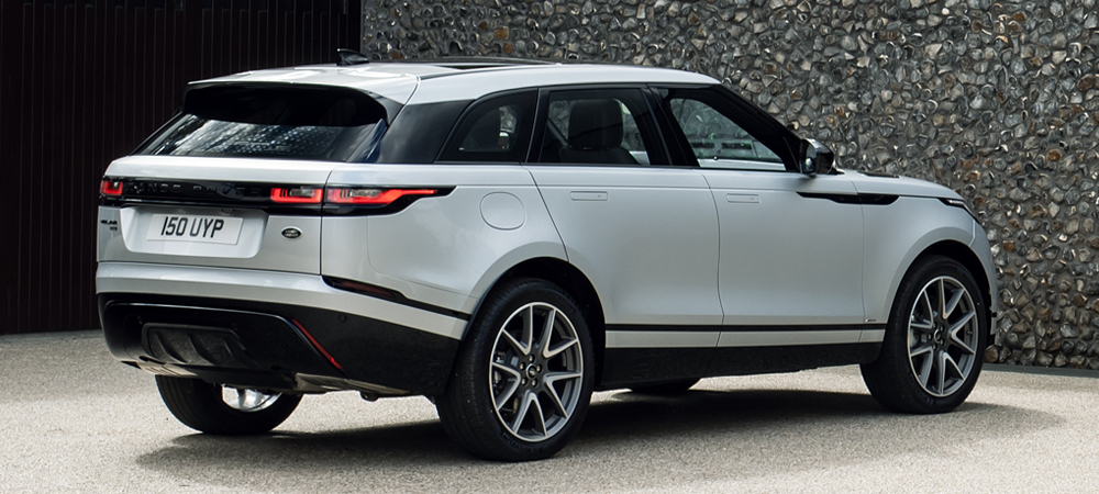 Названы рублевые цены обновленного Range Rover Velar
