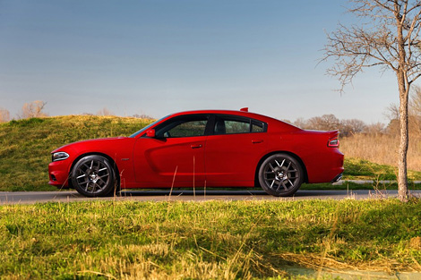 Dodge Charger полностью обновился внешне