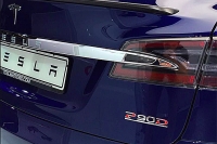 Tesla привезла во Франкфурт спортивное авто Model S P90D