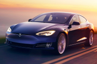 Tesla снова первая: 646 километров на одной зарядке