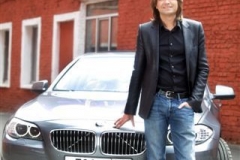 Новый BMW 5 покорил звезд