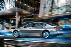 BMW 7-Series 2015