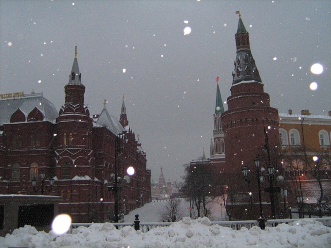 Московский попросить. Москва 2004. Исторический музей Москва зима. Москва 2004 год. Красная площадь Москва зимой.