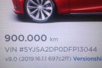 Почти миллион км: рекордный пробег на Tesla Model S
