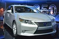 Нью-Йорк-2012: Lexus ES