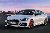 Audi RS5 обновилась в двух кузовах