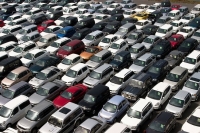 Автодилеры опровергли информацию о запрете продажи машин с рук
