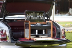 Rolls-Royce заработал на безделушки