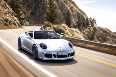 Porsche представил новый 911 Carrera GTS
