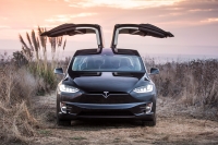 Tesla Model X: как не сгореть заживо