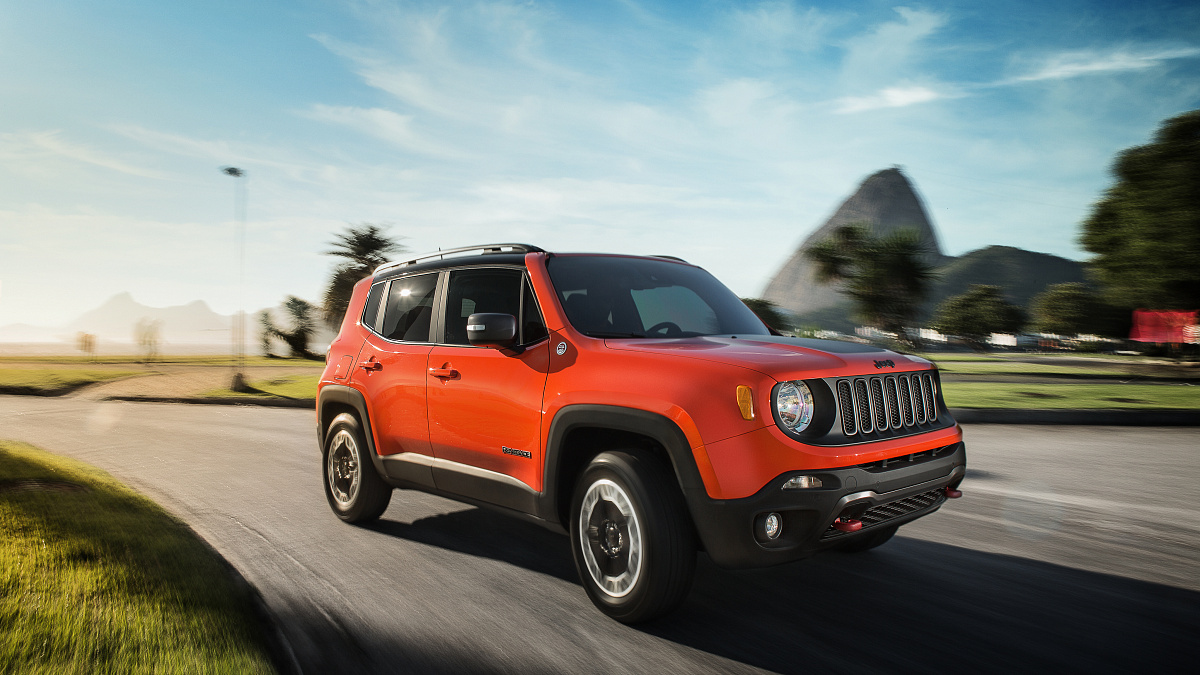 Ренегат это. Jeep Renegade Trailhawk. Jeep Renegade Trailhawk 2015. Jeep Renegade Trailhawk салон. Jeep Renegade Trailhawk 2022.