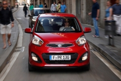 Новая Kia Picanto стоит минимум 354 900 рублей