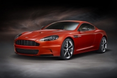 В Москве принимают заказы на Aston Martin DBS Carbon Edition