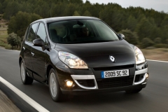 Начались продажи обновленного Renault Scenic