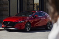 Новая Mazda 3: поменяться и не предать идеалы