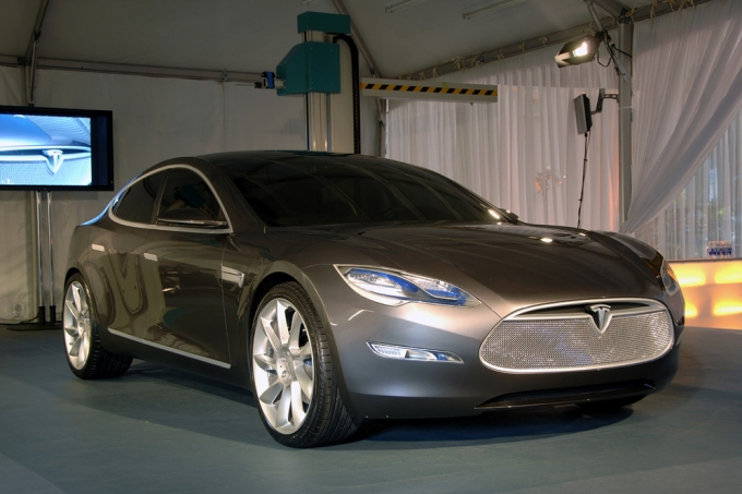 Tesla Model S - лучшая из лучших