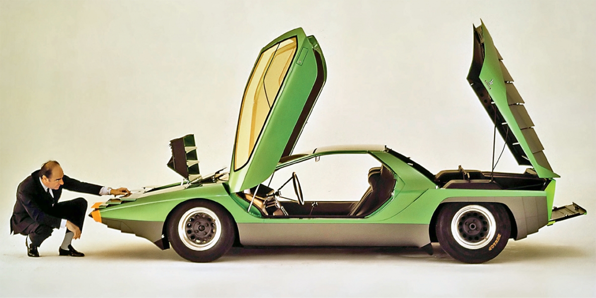 Алфавит: Alfa Romeo 33 Carabo Bertone