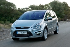 Ford привез в Россию новые S-MAX и Galaxy