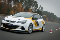 Opel вернулся в автоспорт