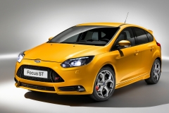 Ford Focus ST от 1 220 000 рублей